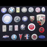 Enamel-Horn-Buttons-02